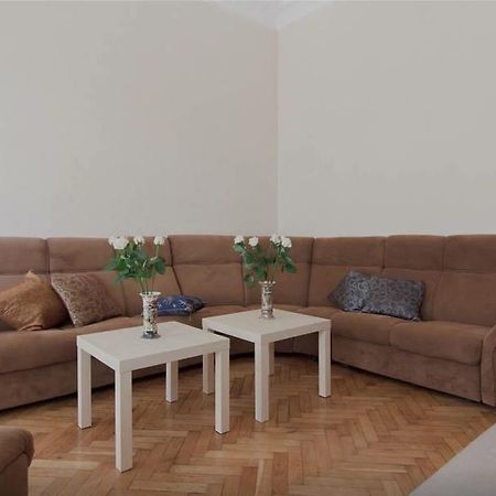 Apartment Julia 3 Odesa Exterior foto
